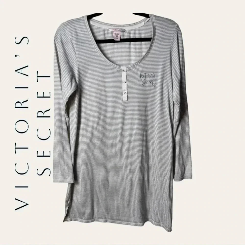 0425W. VICTIRIA’S SECRET NIGHT GOWN OR LOUNGE GOWN SIZE SMALL‎